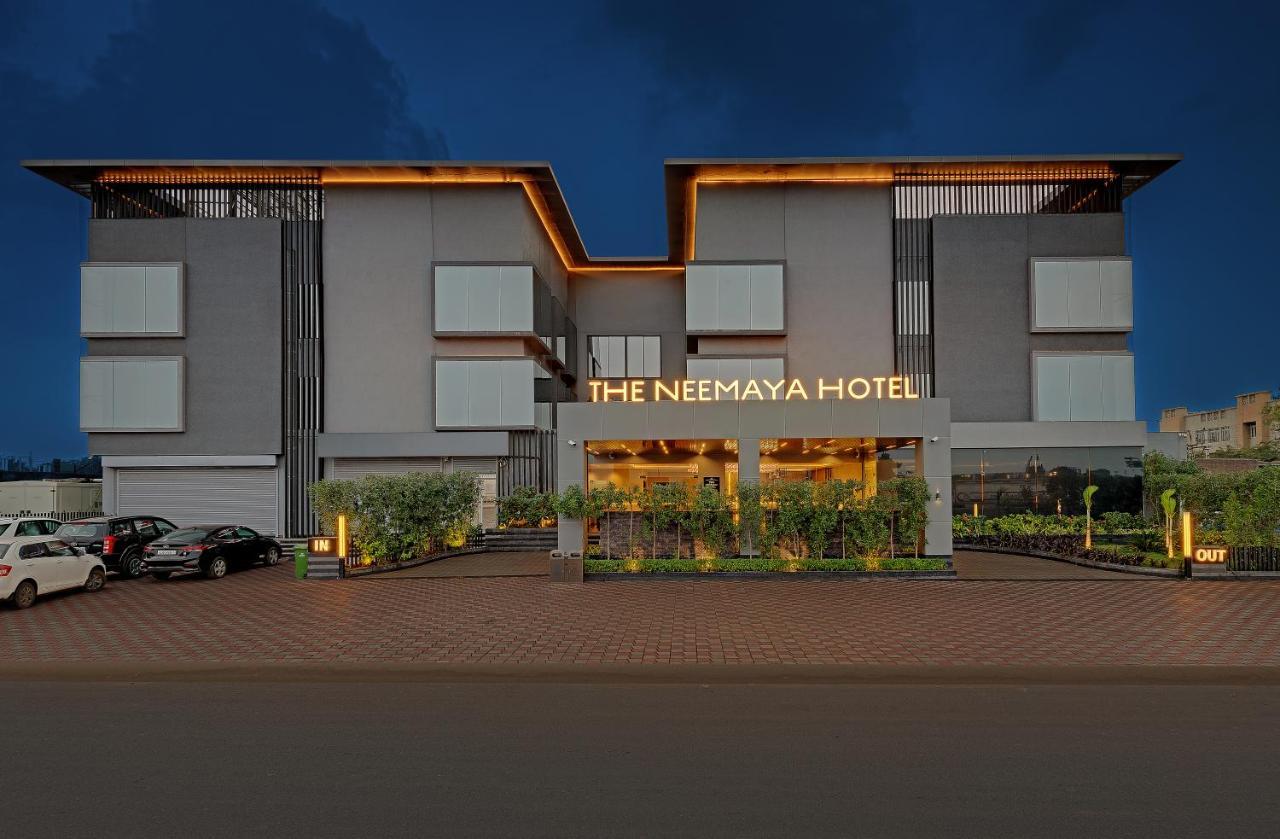 The Neemaya Kāndla Bagian luar foto